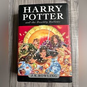 Harry Potter And The Deathly Hallows Hardcover Book 2007 - Preowned